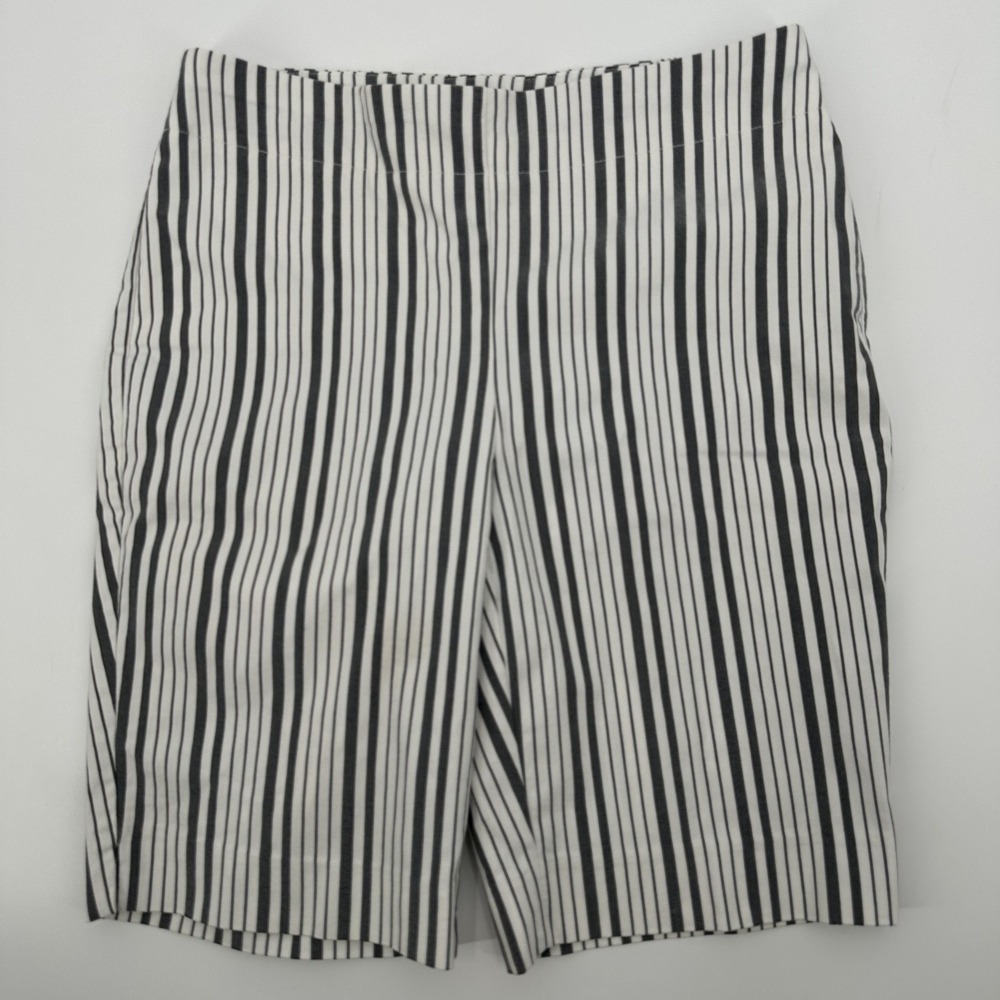 Chico's Shorts Womens 4 Black White Striped Bermuda Tailored Stretch Rayon Blend